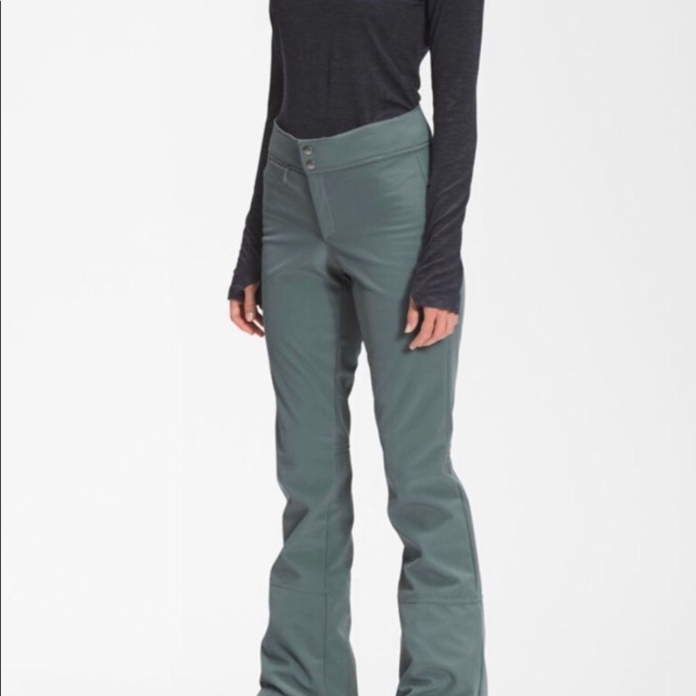 EUC Women’s FERA Ski or Snowboarding pants